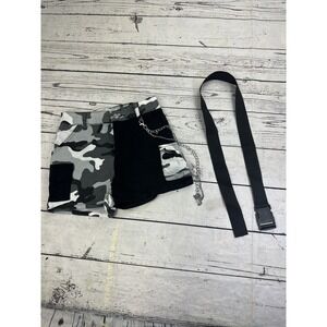 Kreamy Women's Camo‎ Cargo Shorts  Small Gray Black Mikitary With Chains